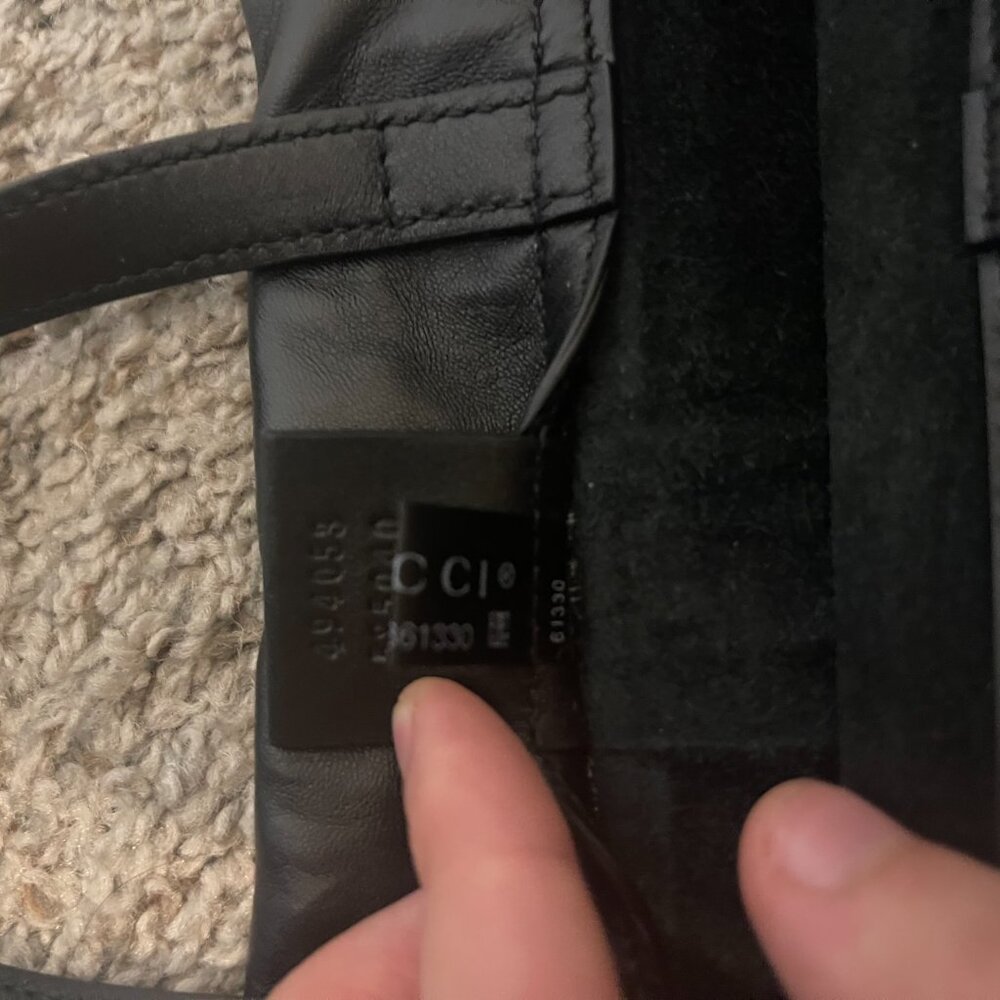 Gucci Logo Drawstring Backpack - Picture 6 of 7